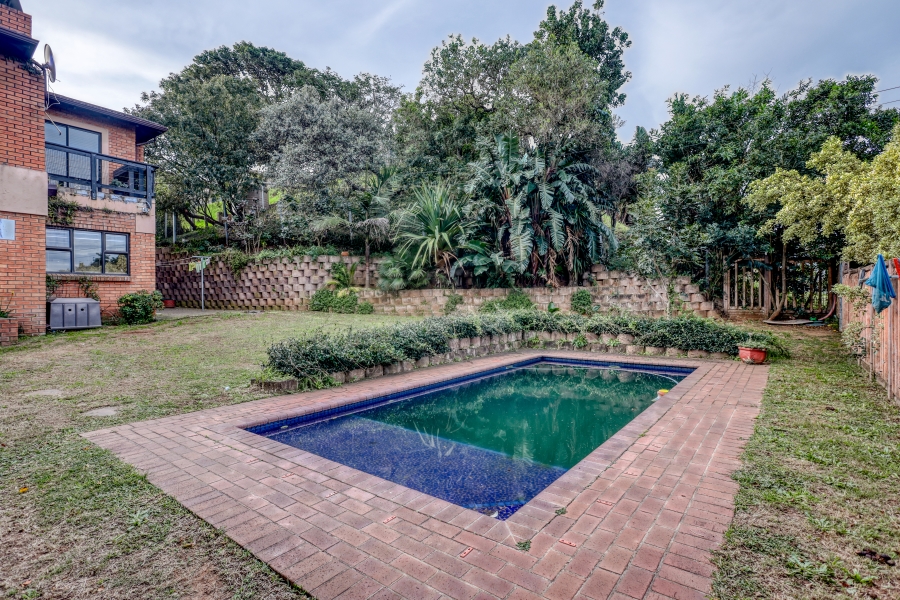4 Bedroom Property for Sale in Blue Bend Eastern Cape